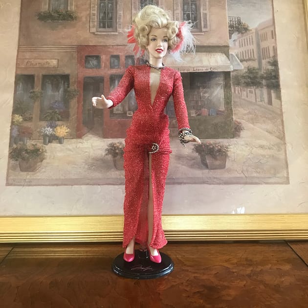 Hotsell Franklin Heirloom Marilyn Monroe porcelain Doll Gentlemen prefer Blondes